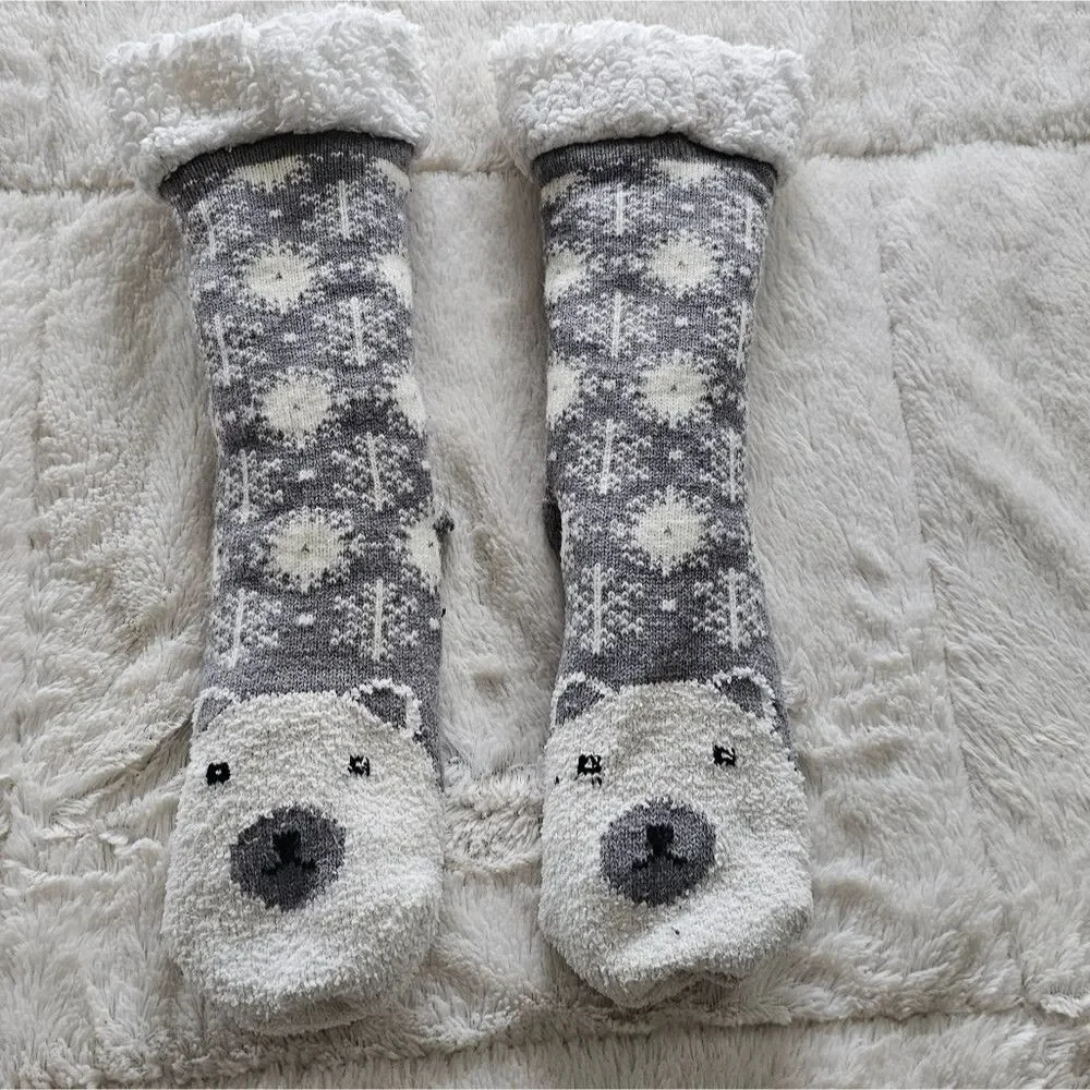 Kids Polar Bear Fleece Lined Socks Grey And White No-slip Bottoms.